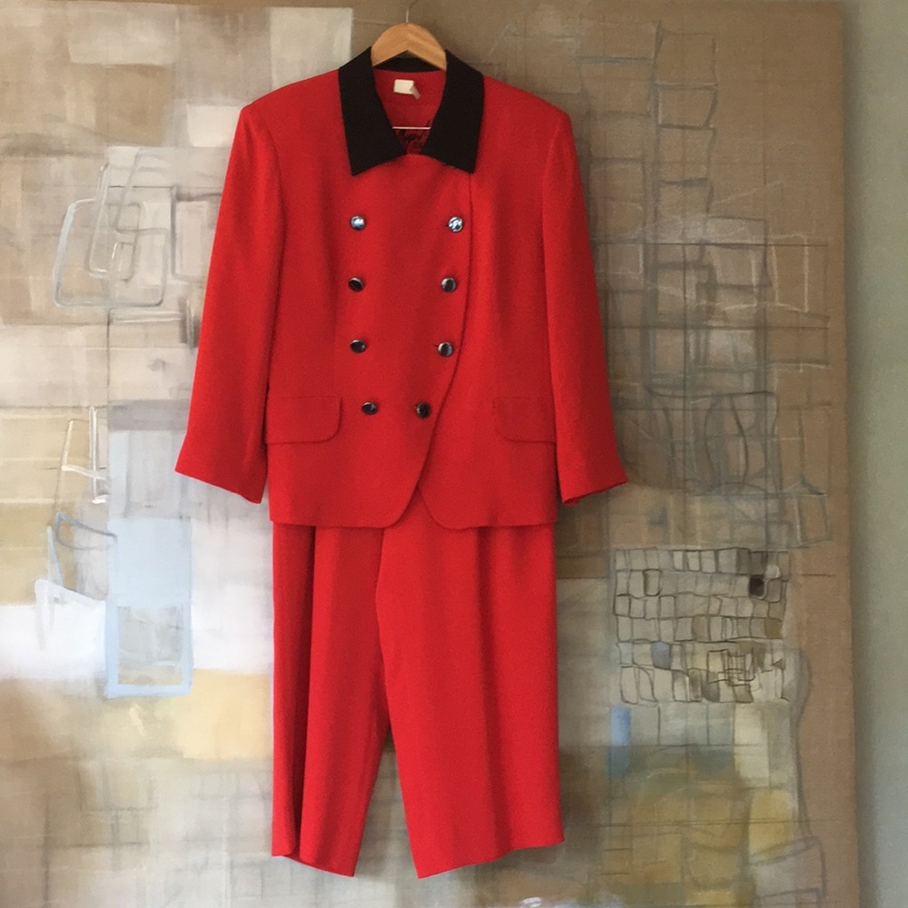 Peter Nygard 100% Silk Suit